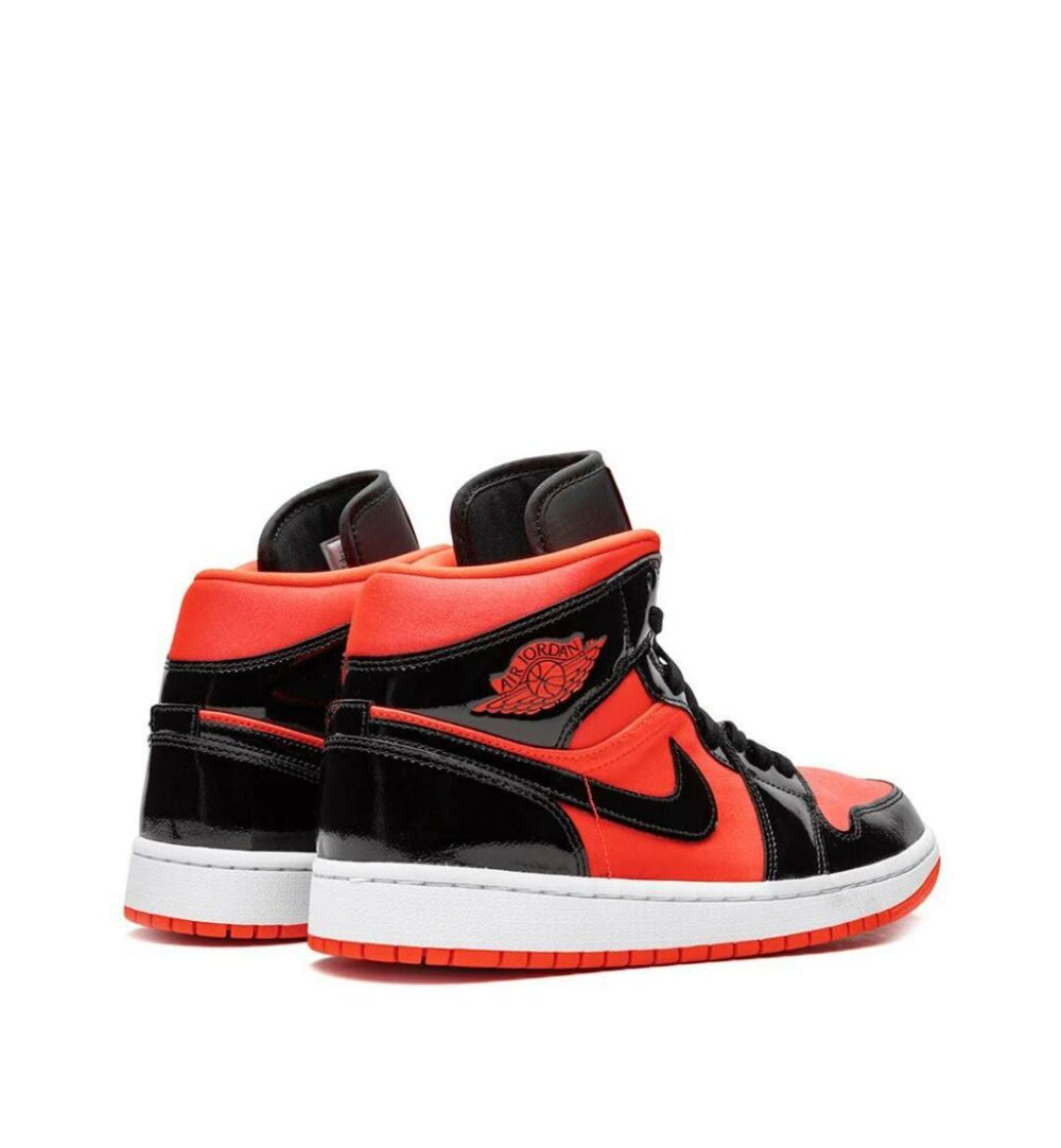 Nike Jordan 1 high hot punch