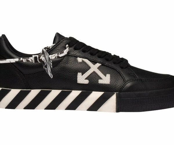 Off-White Vulcanized Black Leather Pers.