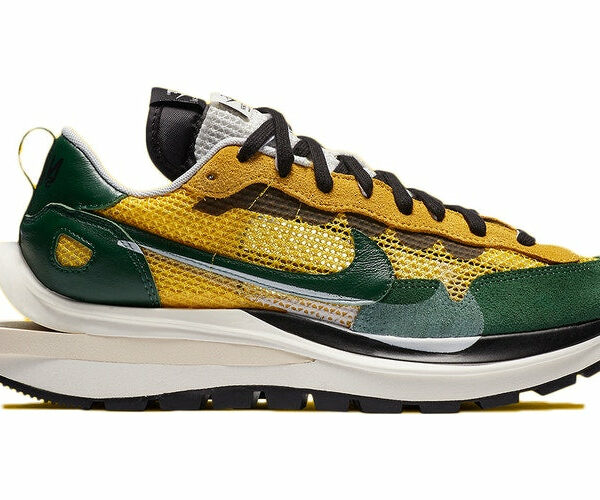 Nike Waffle Sacai Tour Yellow Pers.