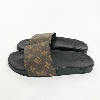 Slides Louis Vuitton Monogram Pers.