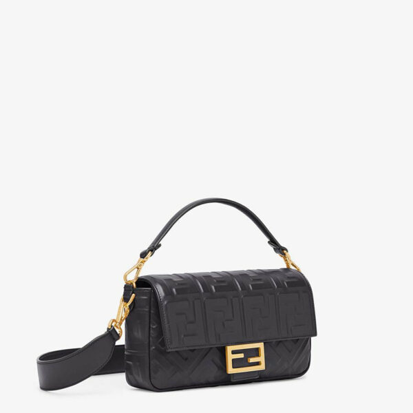 Fendi Baguette Pers.