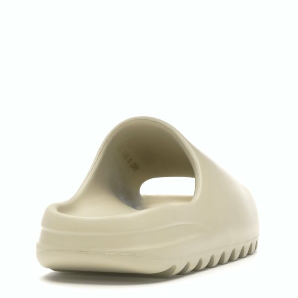 Yeezy Slide Bone *