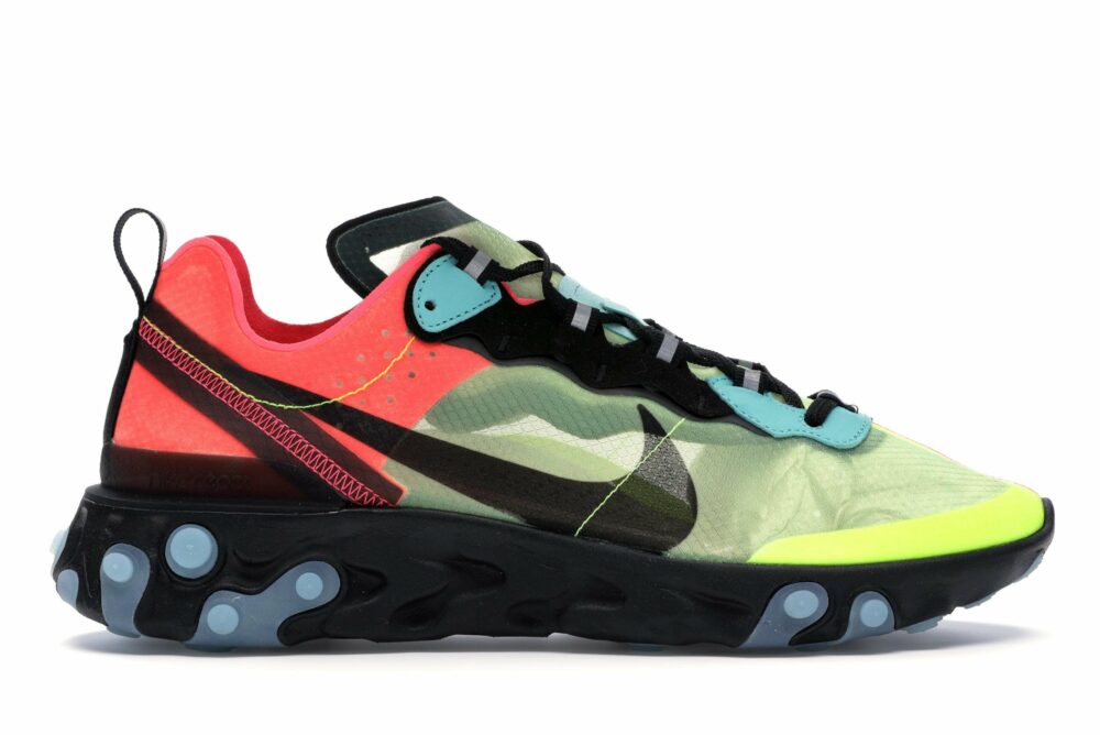 Nike React Element 87 Volt Racer Pink pers.