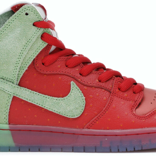 Nike SB Dunk Strawberry Cough Pers.