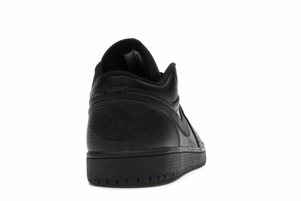 Jordan 1 Triple Black Pers