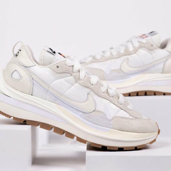 Nike Waffle Sacai White Pers.