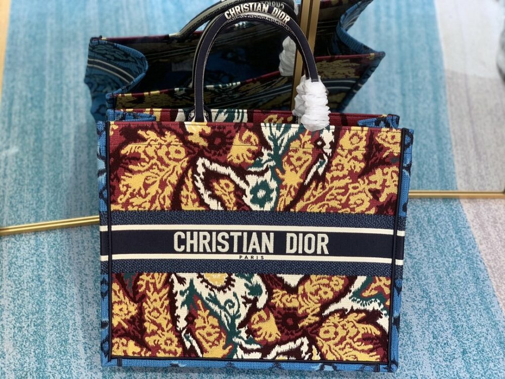 Dior Book Tote Pers.