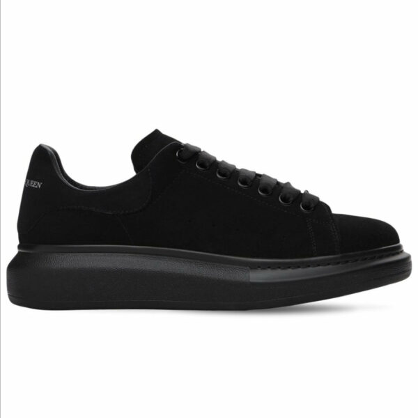 Alexander McQueen total black Camoscio *