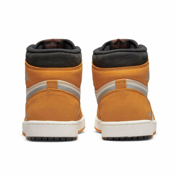 Jordan 1 Gore-Tex Orange*