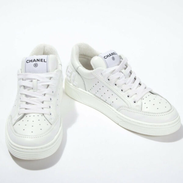 Chanel Calfskin total White *