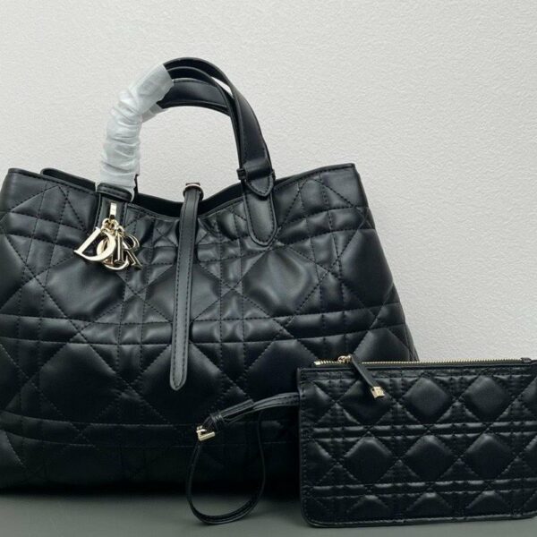 Dior Toujours nera *