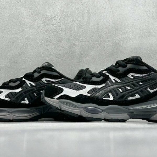 Sneakers Asics Gel black Grey *