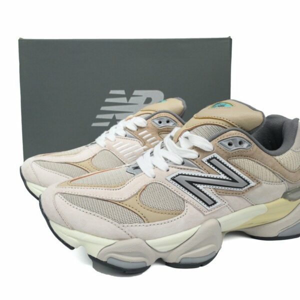 Sneakers New Balance 9060 Sea Salt *